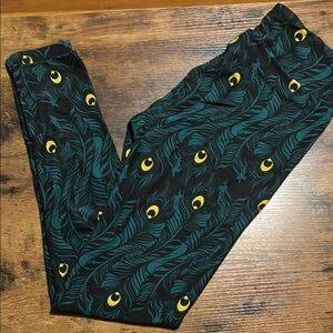 LuLaRoe Black and Teal Feather Leggings